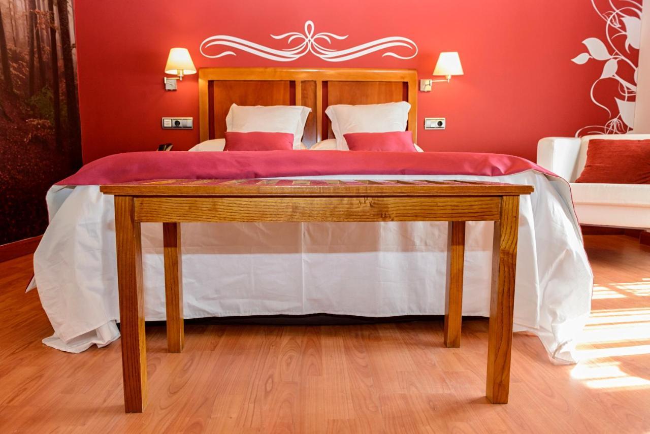 Hotel La Barrosa Abejar Eksteriør billede