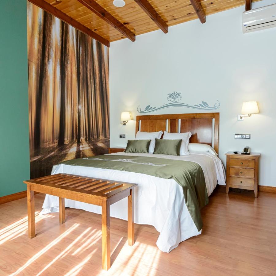Hotel La Barrosa Abejar Eksteriør billede